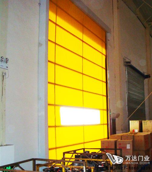 三河工厂堆积门